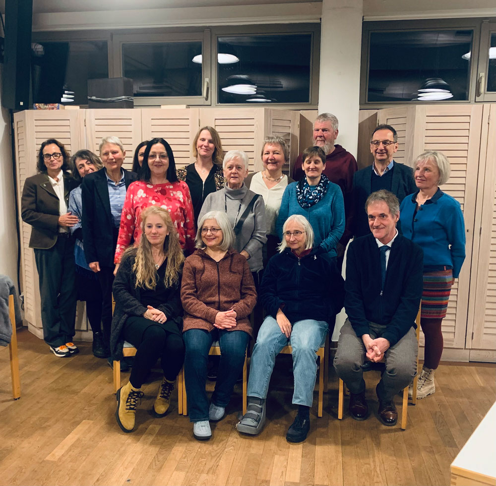 Die Abschlussklasse 2025 der Ausbildung in ehrenamtlicher Seelsorge im Altenheim