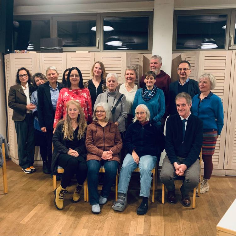 Die Abschlussklasse 2025 der Ausbildung in ehrenamtlicher Seelsorge im Altenheim