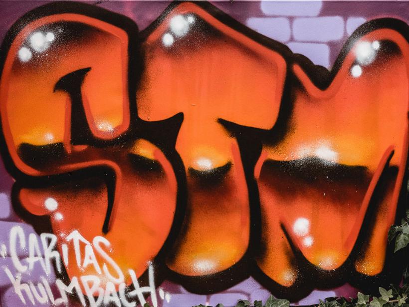 STM - Soziale Trainingsmaßnahmen wie z. B. ein Graffiti-Workshop: Damit integriert der Caritasverband Kulmbach straffällige Jugendliche.